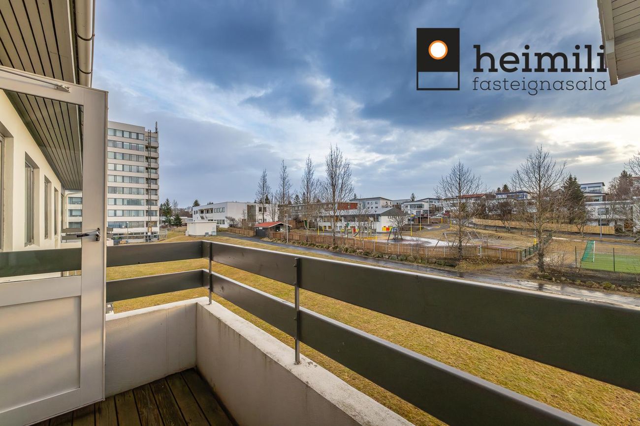 Lundarbrekka 14 - 0302, 200 Kópavogur