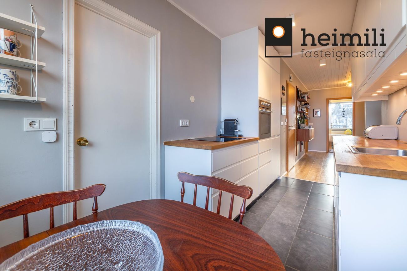 Lundarbrekka 14 - 0302, 200 Kópavogur