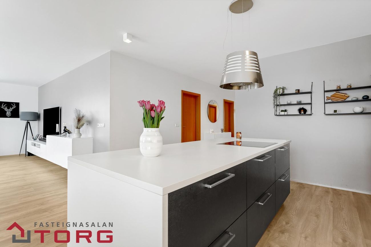 Austurkór 98, 203 Kópavogur
