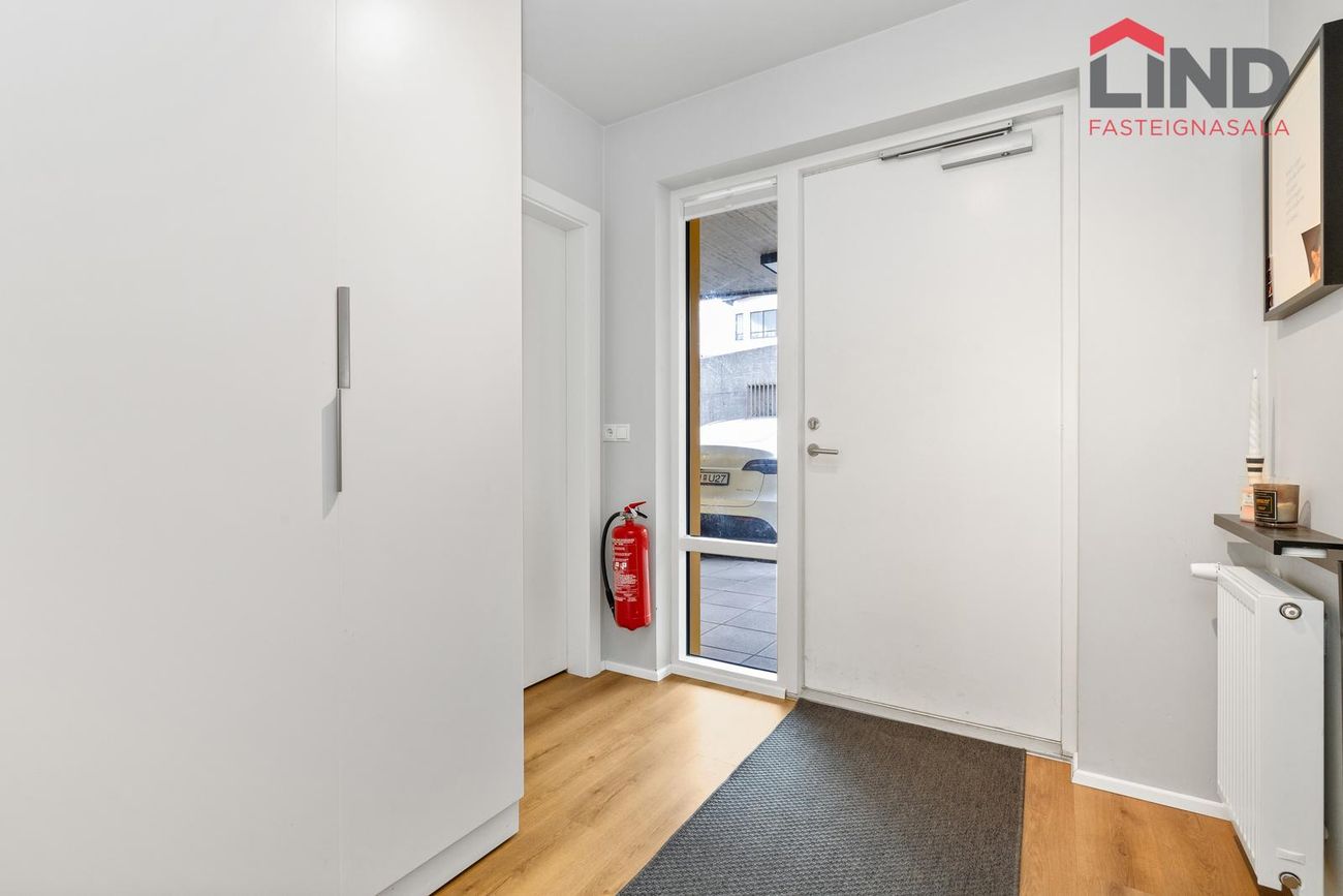 Hafnarbraut 12A, 200 Kópavogur