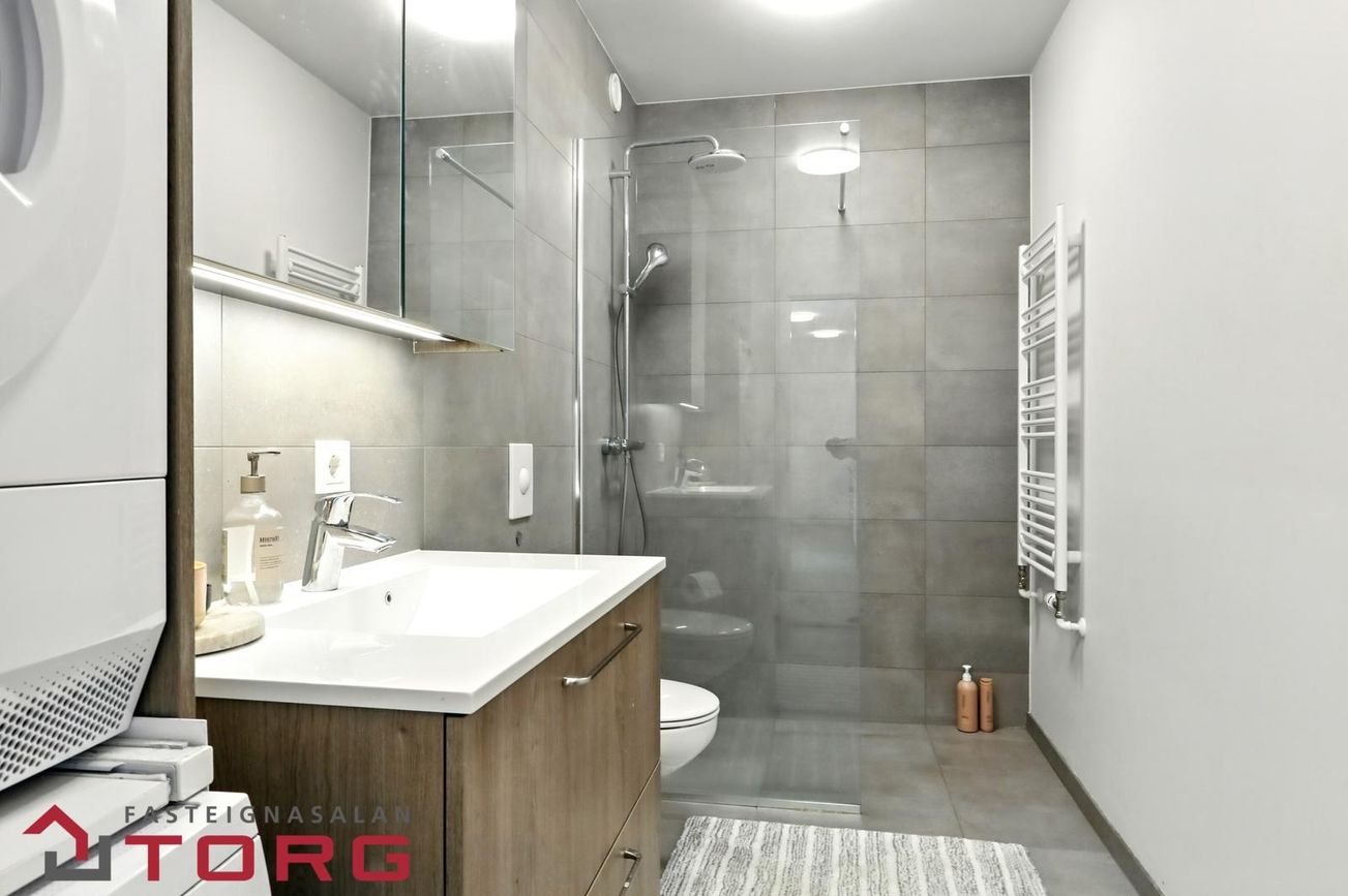 Rofabær 7, 110 Reykjavík