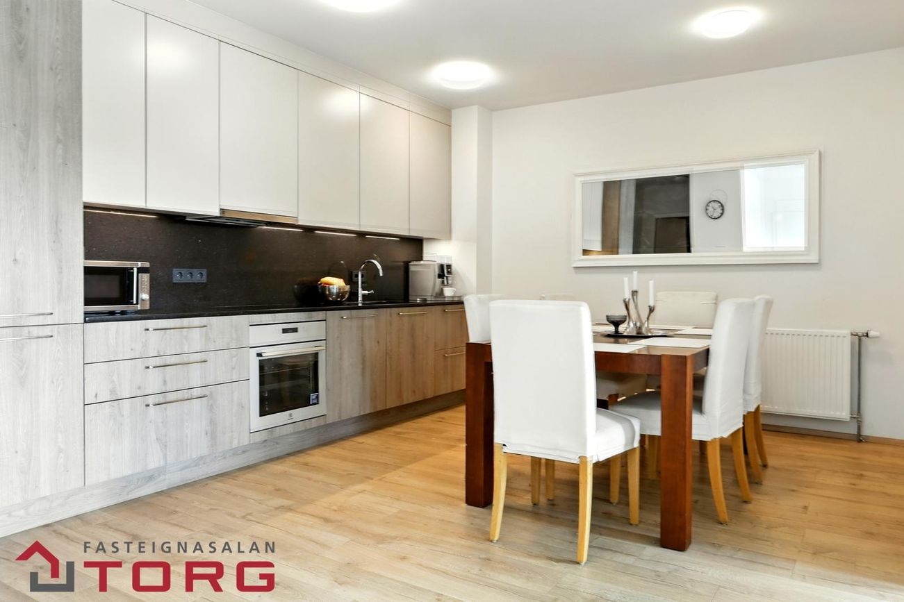 Rofabær 7, 110 Reykjavík