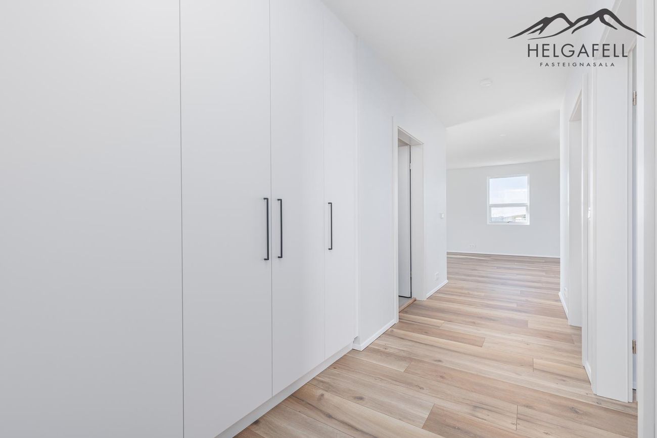 Áshamar 5 - 0401, 221 Hafnarfjörður