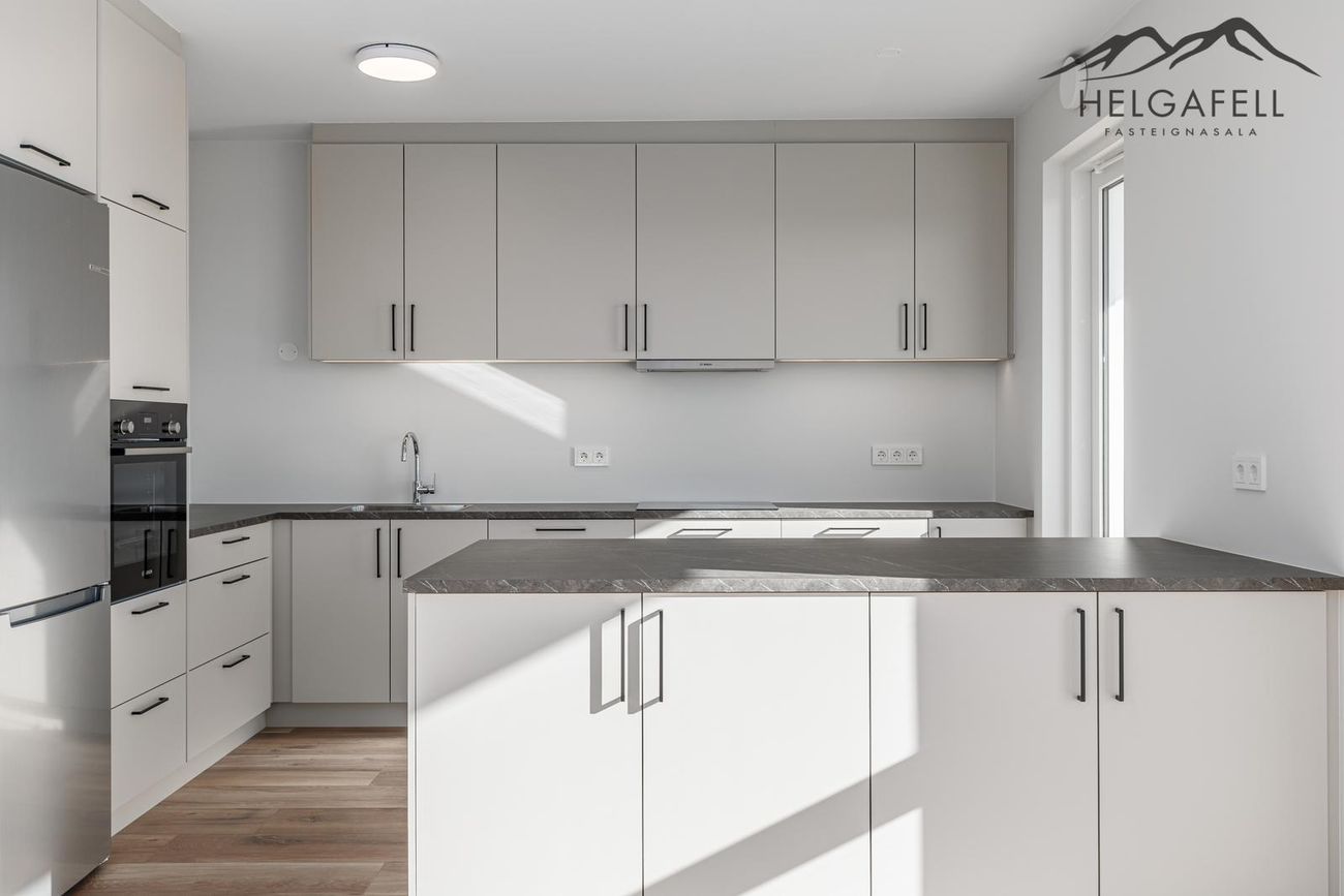 Áshamar 5 - 0401, 221 Hafnarfjörður