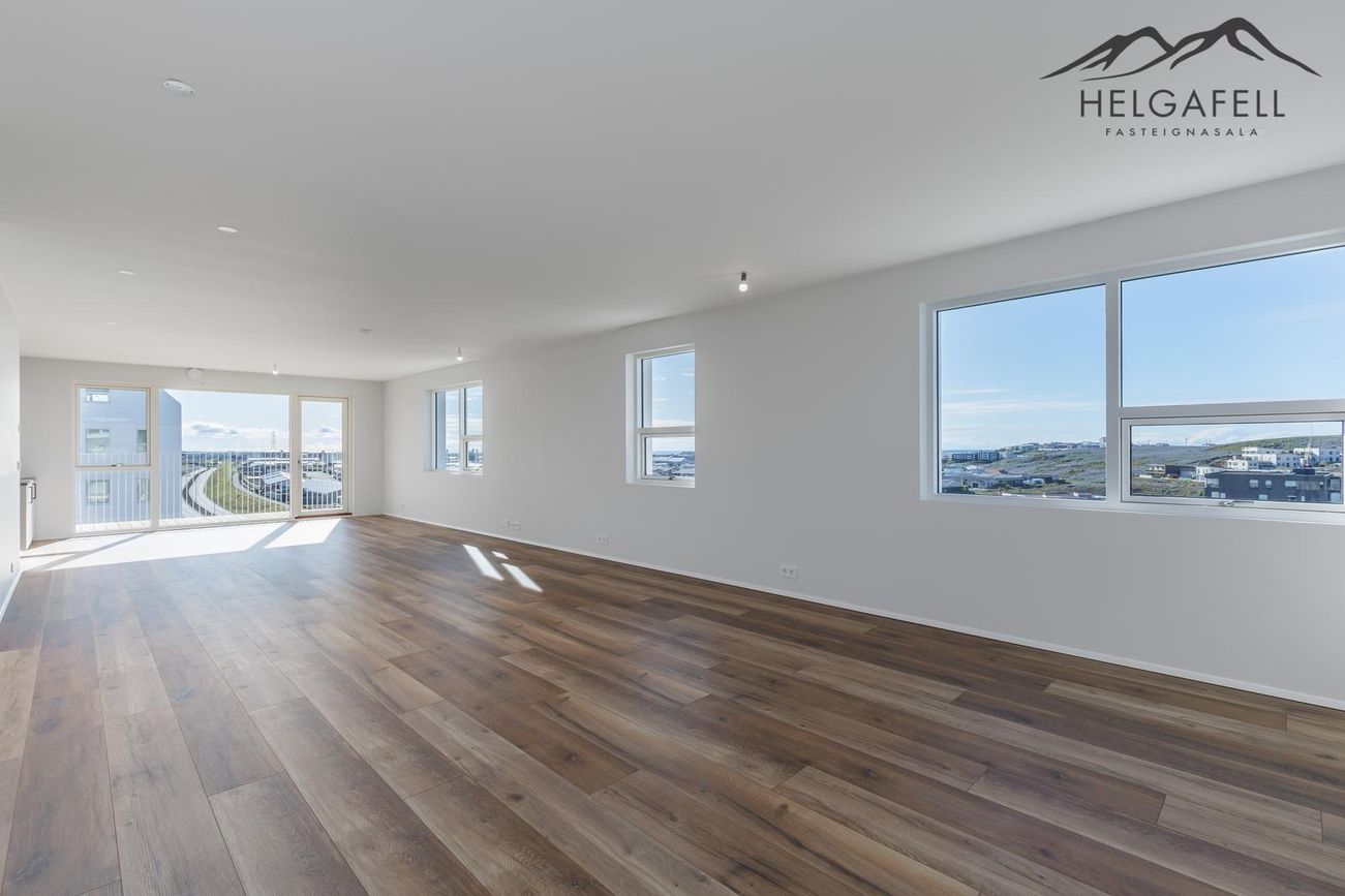 Áshamar 5 - 0401, 221 Hafnarfjörður