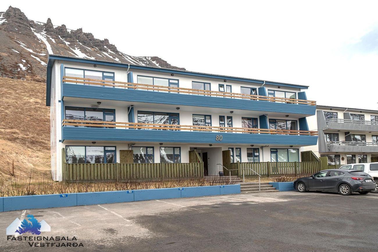 Urðarvegur 80 - 0201, 400 Ísafjarðarbær