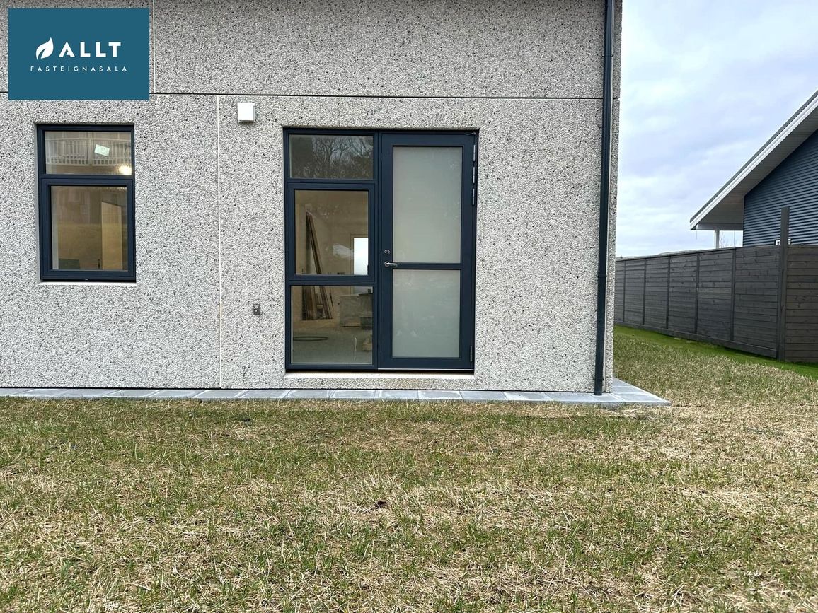 Brattahlíð 3A - 0101, 810 Hveragerði