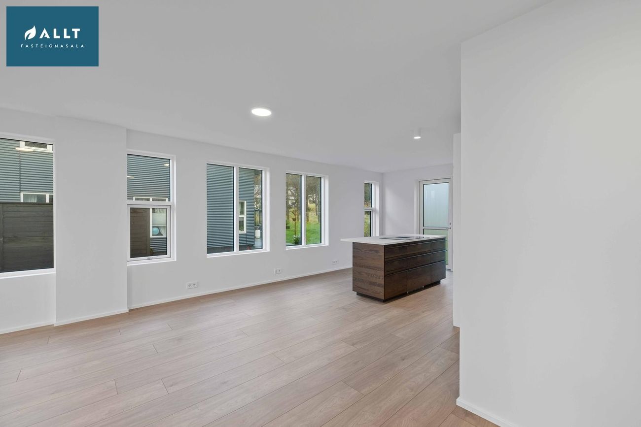 Brattahlíð 3A - 0101, 810 Hveragerði