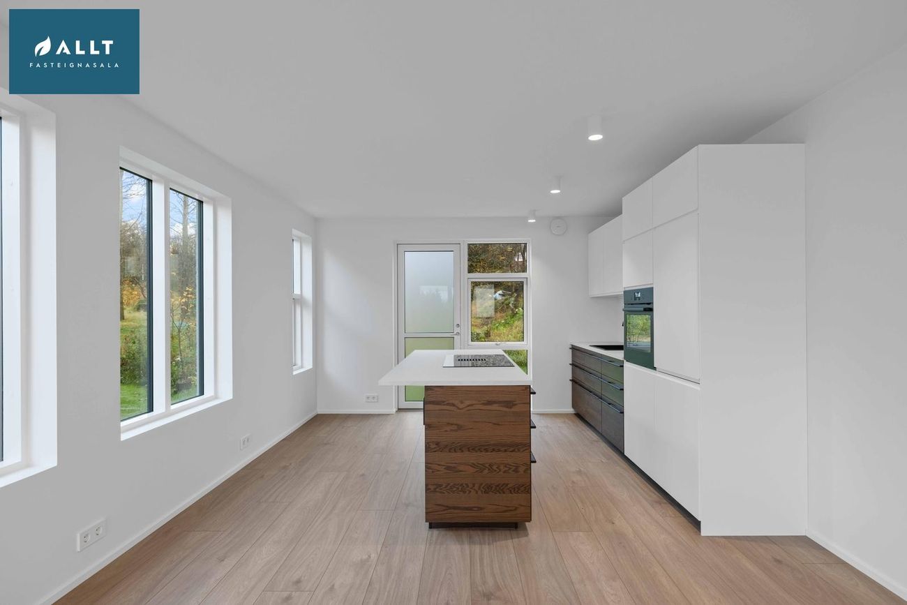 Brattahlíð 3A - 0101, 810 Hveragerði