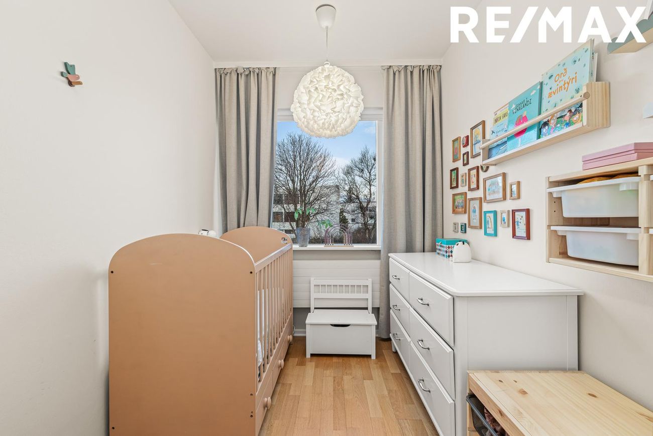 Sæviðarsund 25, 104 Reykjavík