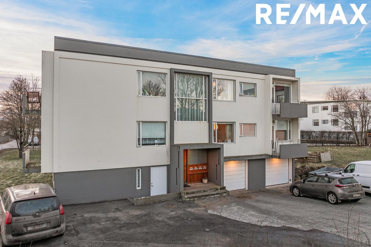 Sæviðarsund 25, 104 Reykjavík