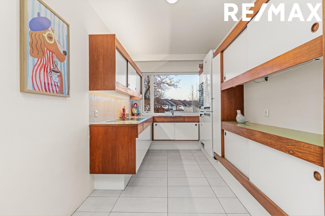 Sæviðarsund 25, 104 Reykjavík