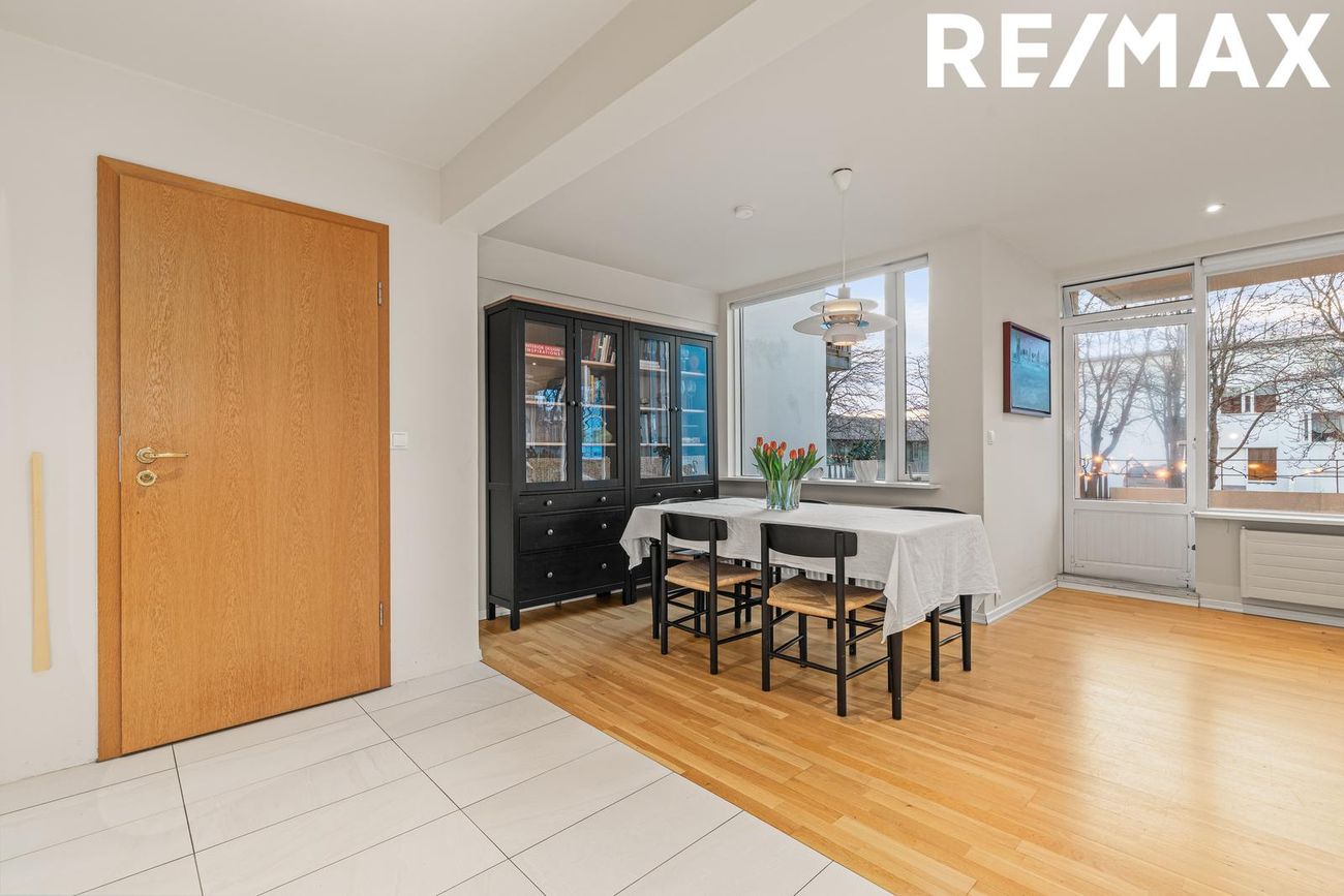 Sæviðarsund 25, 104 Reykjavík