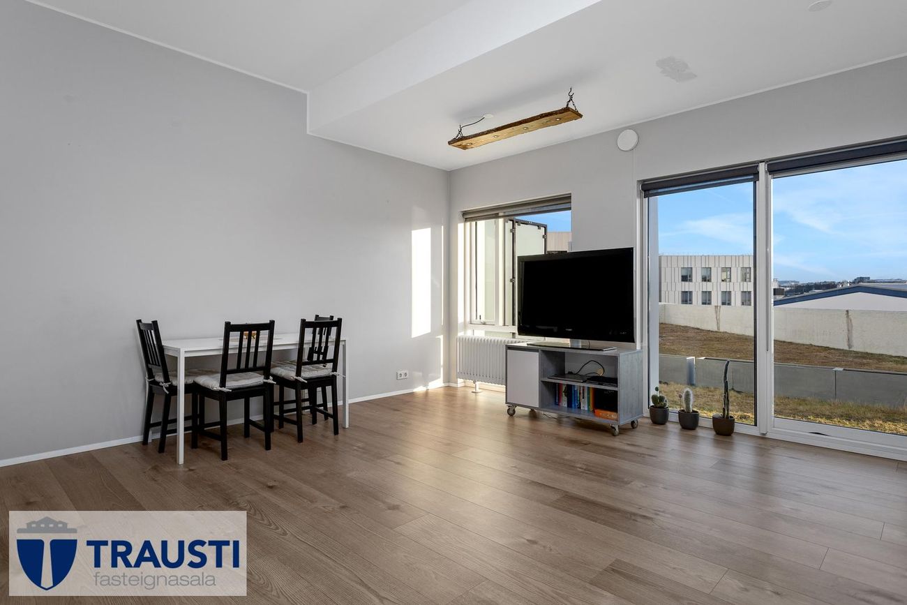 Kuggavogur 19 - 0117, 104 Reykjavík