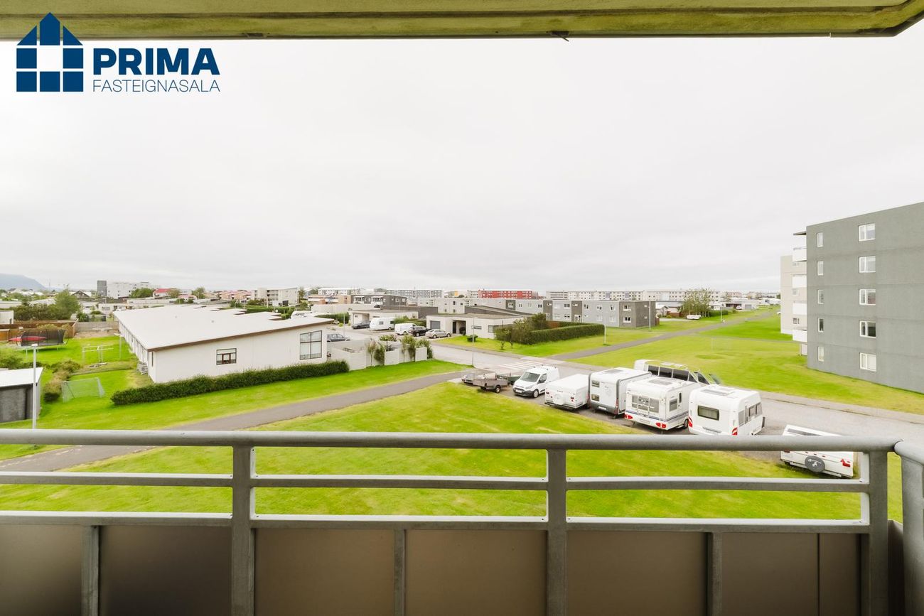 Holtsflöt 9, 300 Akranes