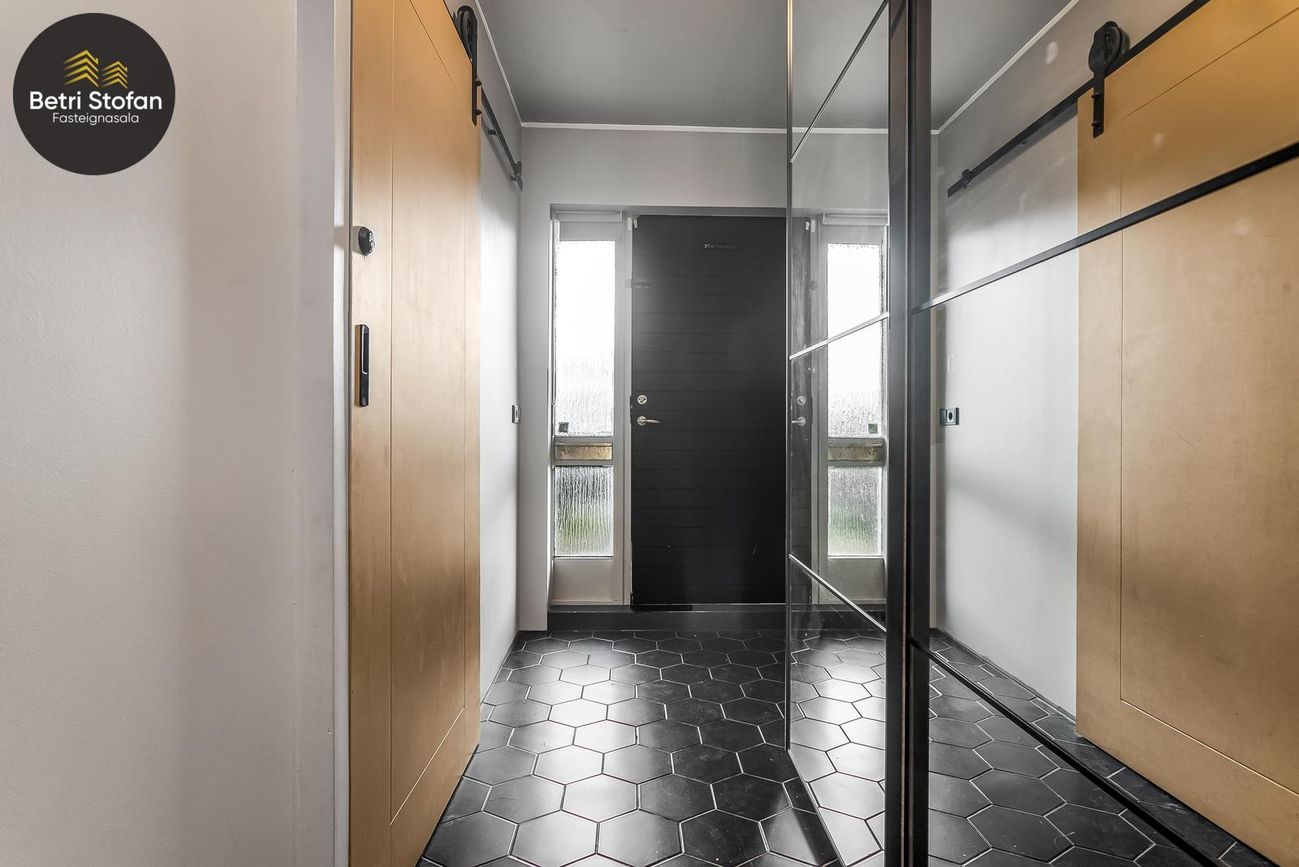 Langamýri 28 - 0103, 210 Garðabær