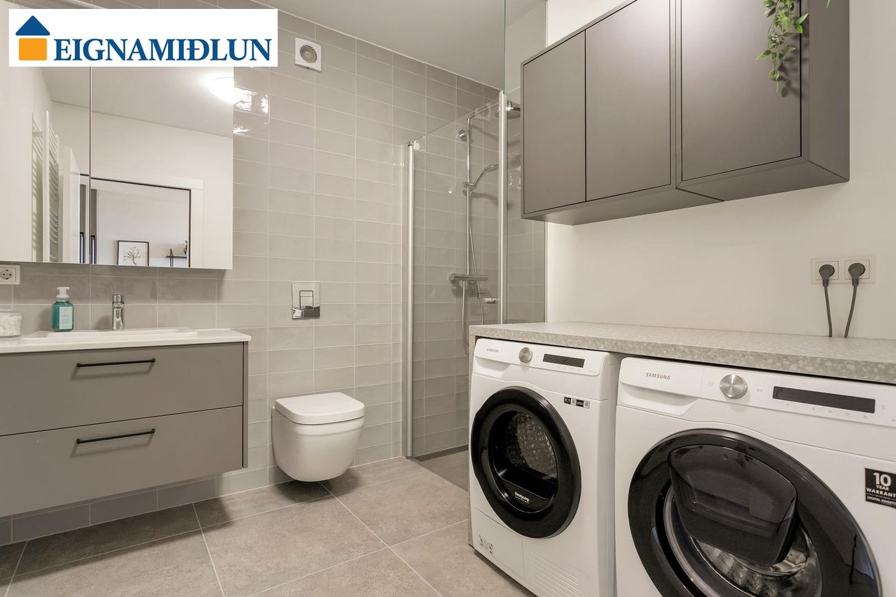 Dalsbraut 22, 260 Reykjanesbær