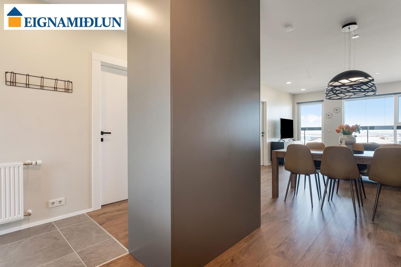 Dalsbraut 22, 260 Reykjanesbær