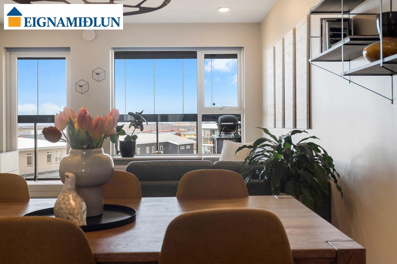 Dalsbraut 22, 260 Reykjanesbær