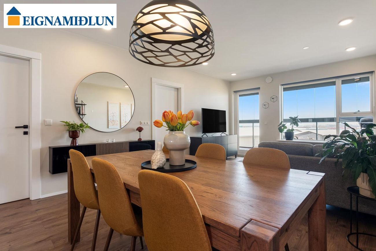 Dalsbraut 22, 260 Reykjanesbær