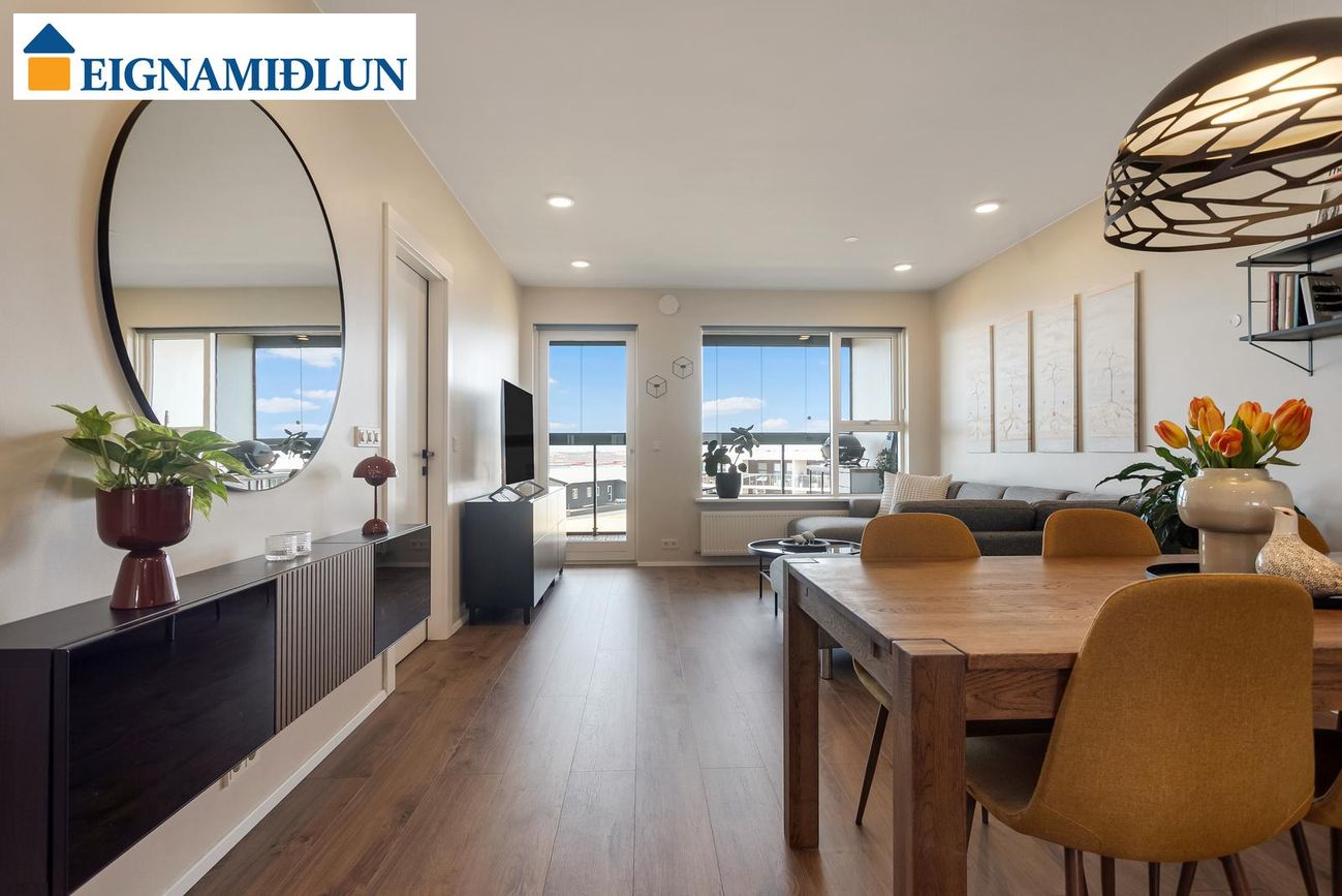 Dalsbraut 22, 260 Reykjanesbær