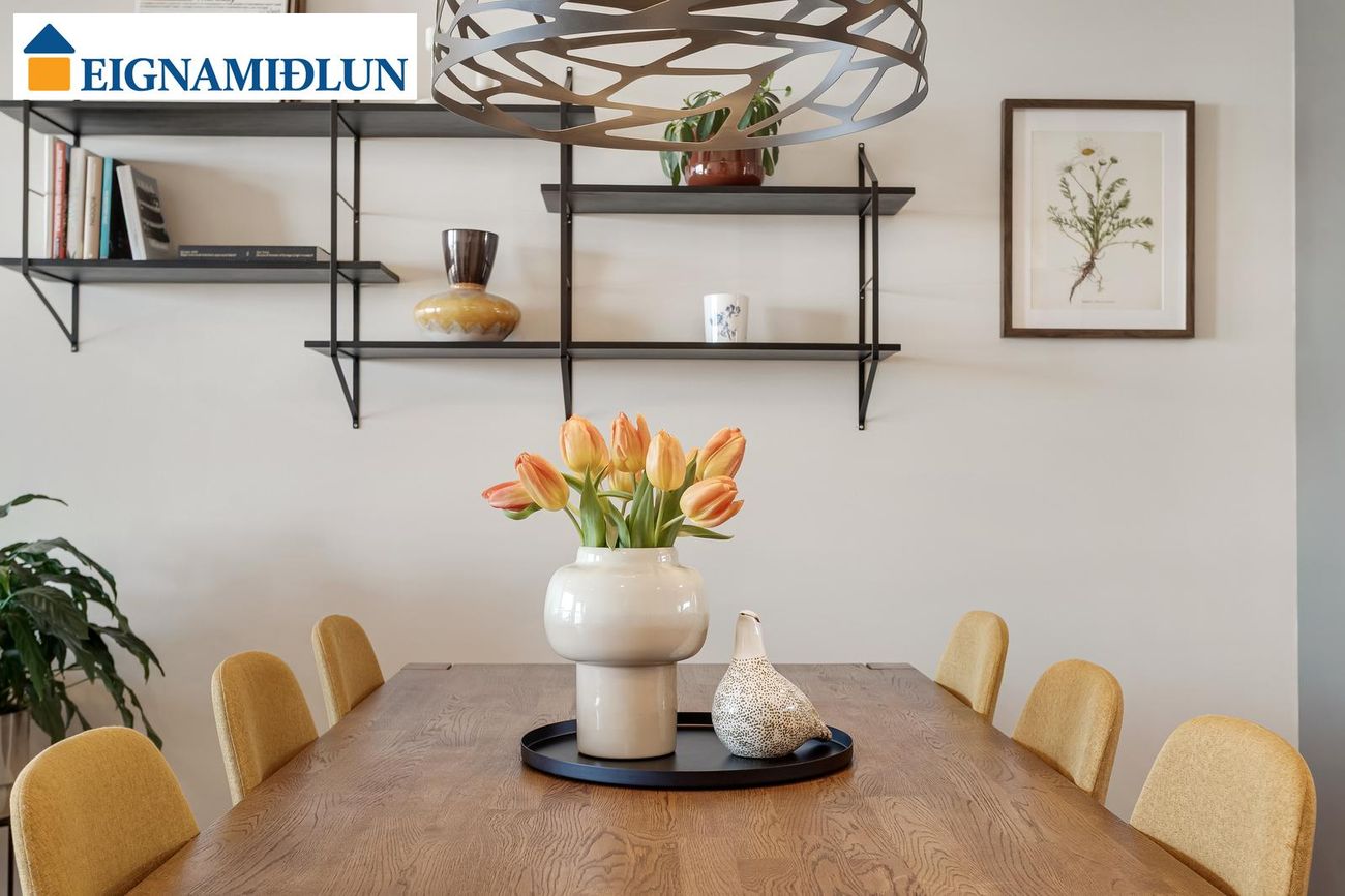 Dalsbraut 22, 260 Reykjanesbær