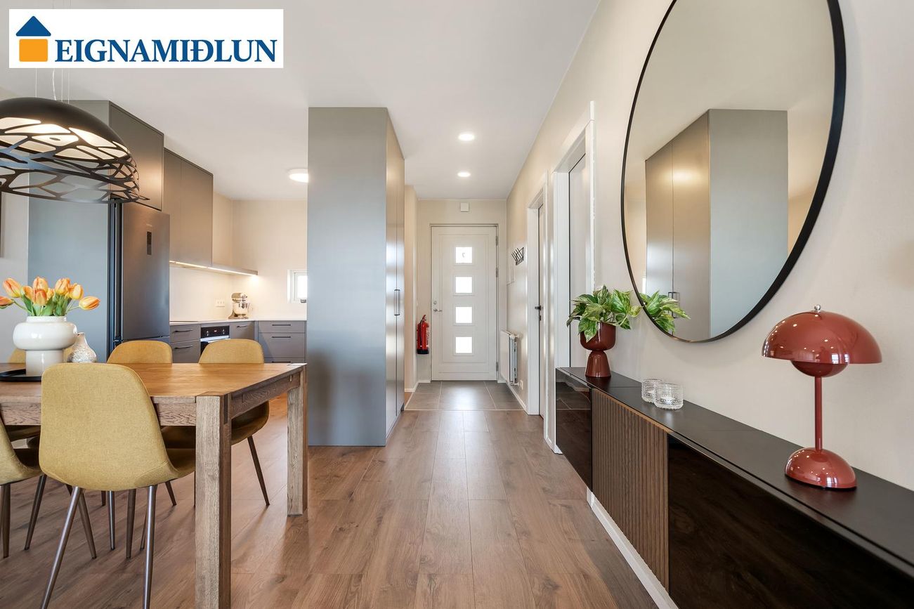 Dalsbraut 22, 260 Reykjanesbær