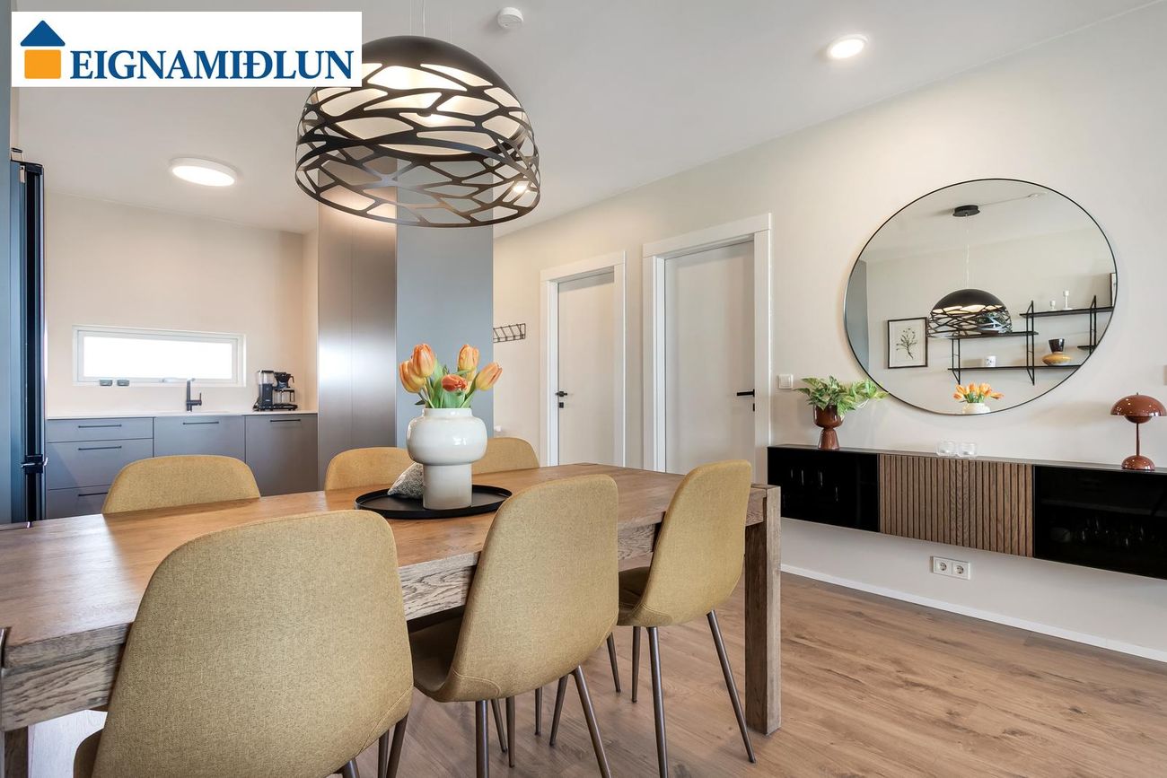 Dalsbraut 22, 260 Reykjanesbær