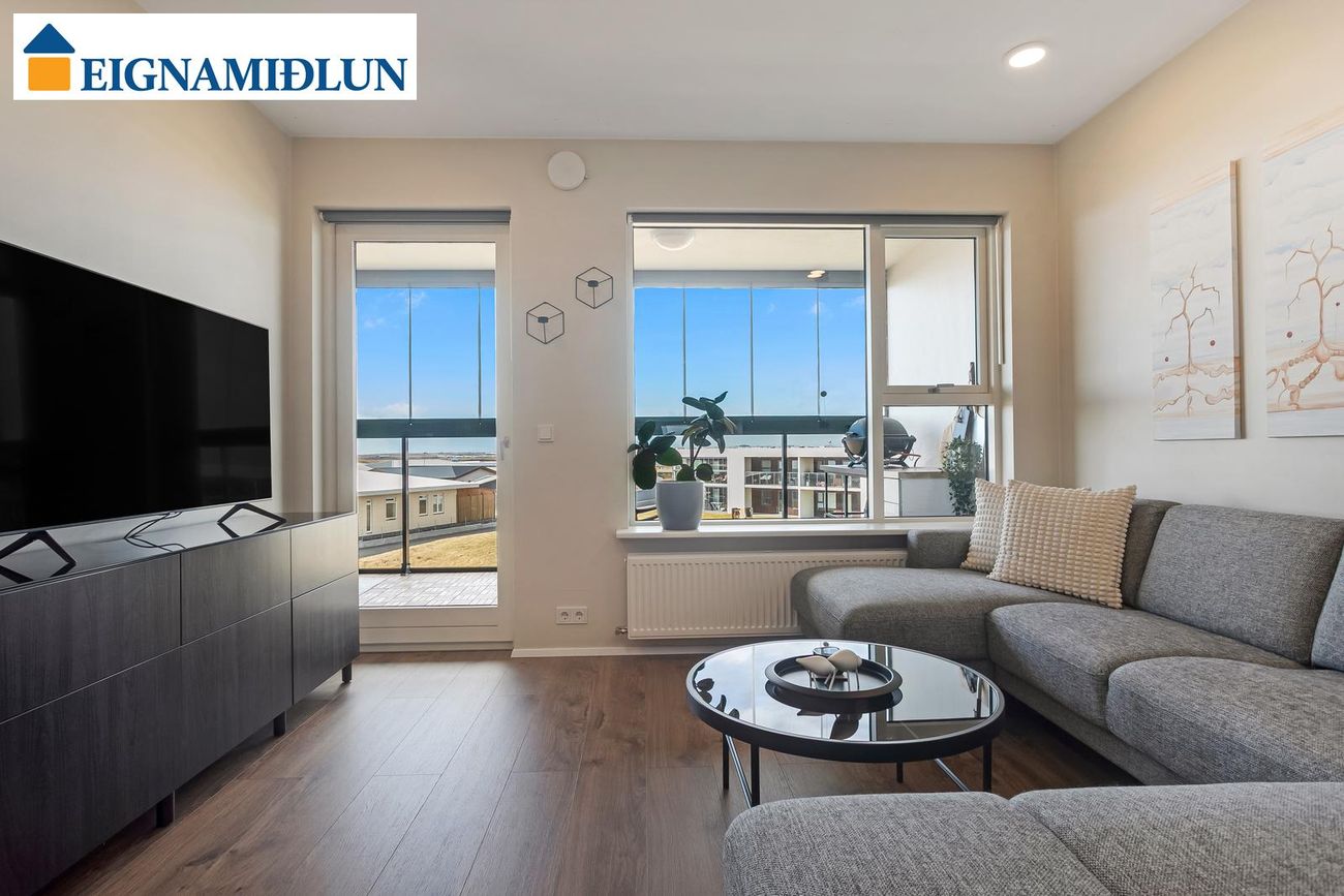 Dalsbraut 22, 260 Reykjanesbær