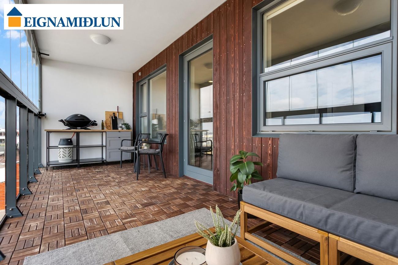 Dalsbraut 22, 260 Reykjanesbær