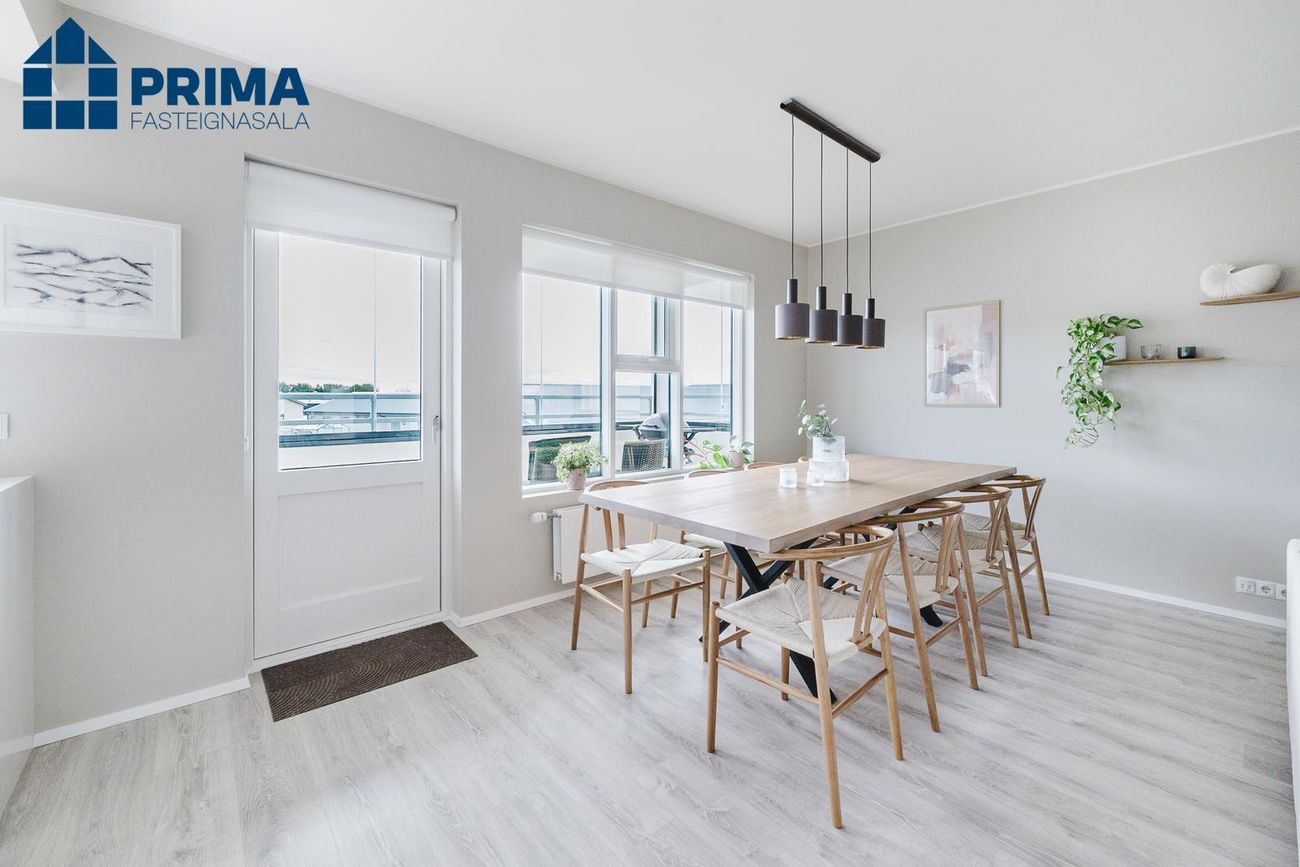 Asparskógar 27, 300 Akranes