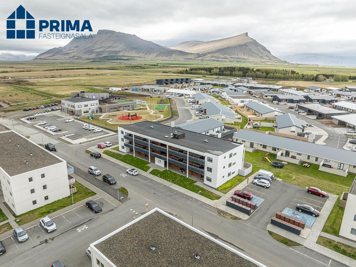 Asparskógar 27, 300 Akranes