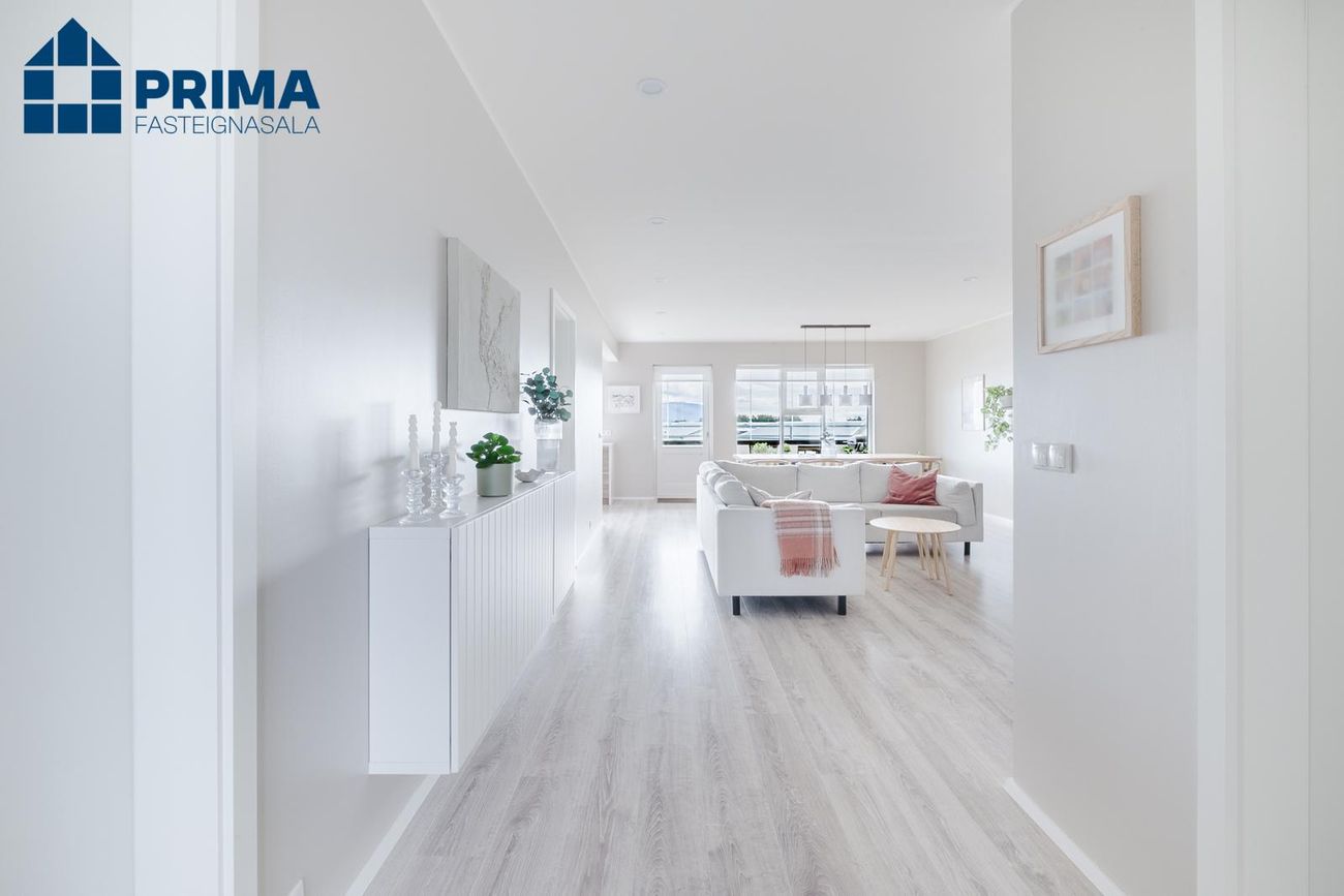 Asparskógar 27, 300 Akranes