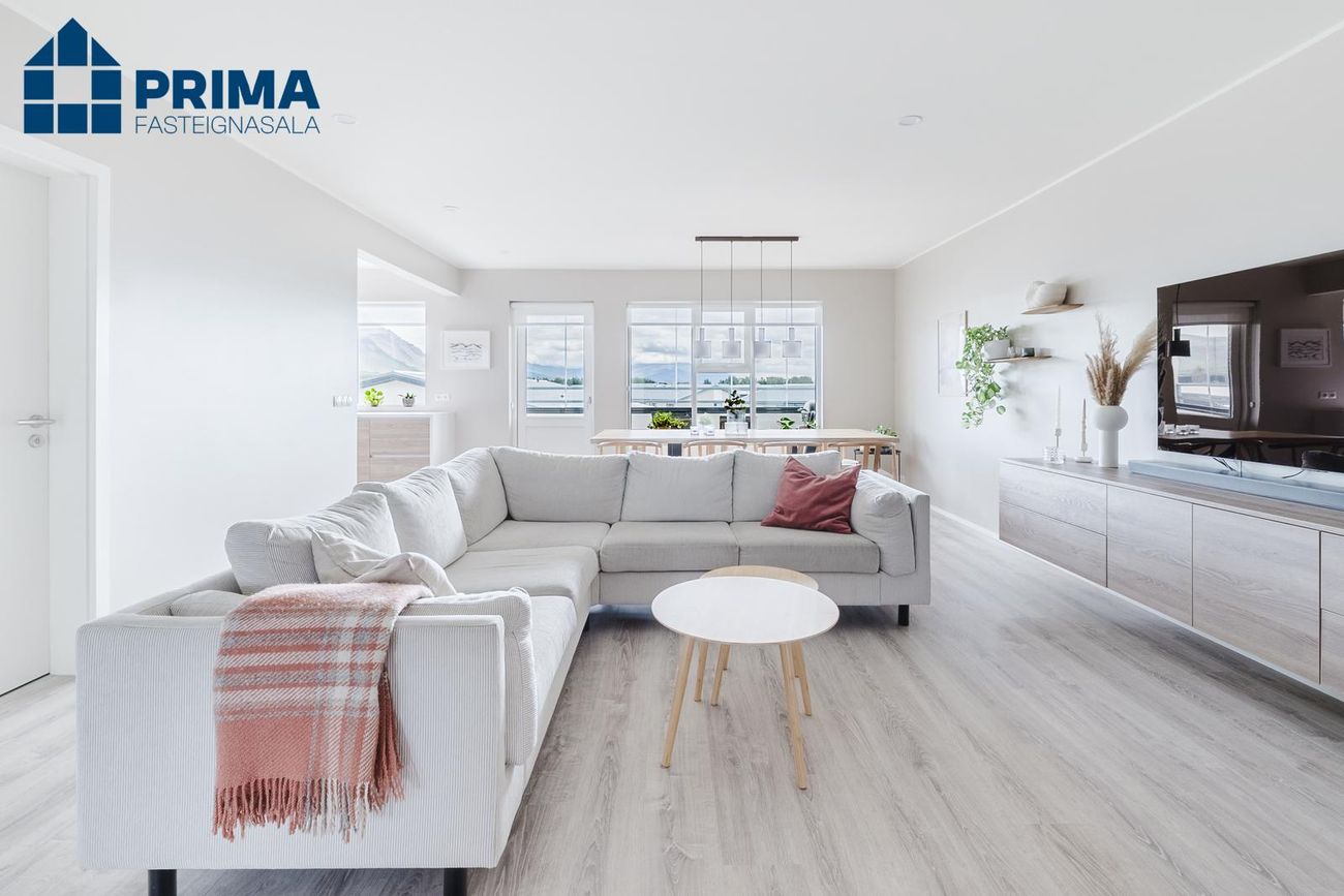 Asparskógar 27, 300 Akranes