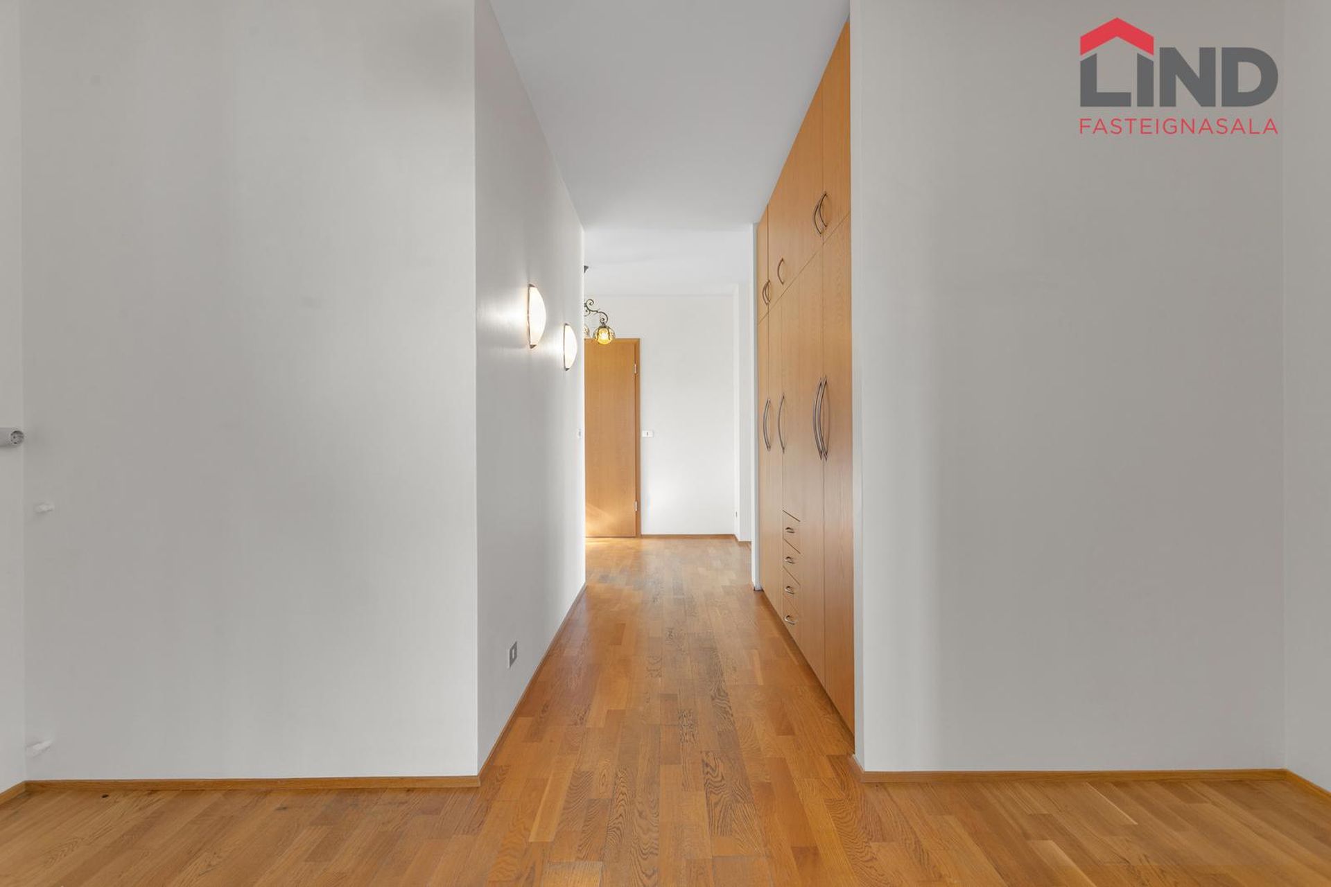 Búðagerði 5 - 0104, 108 Reykjavík