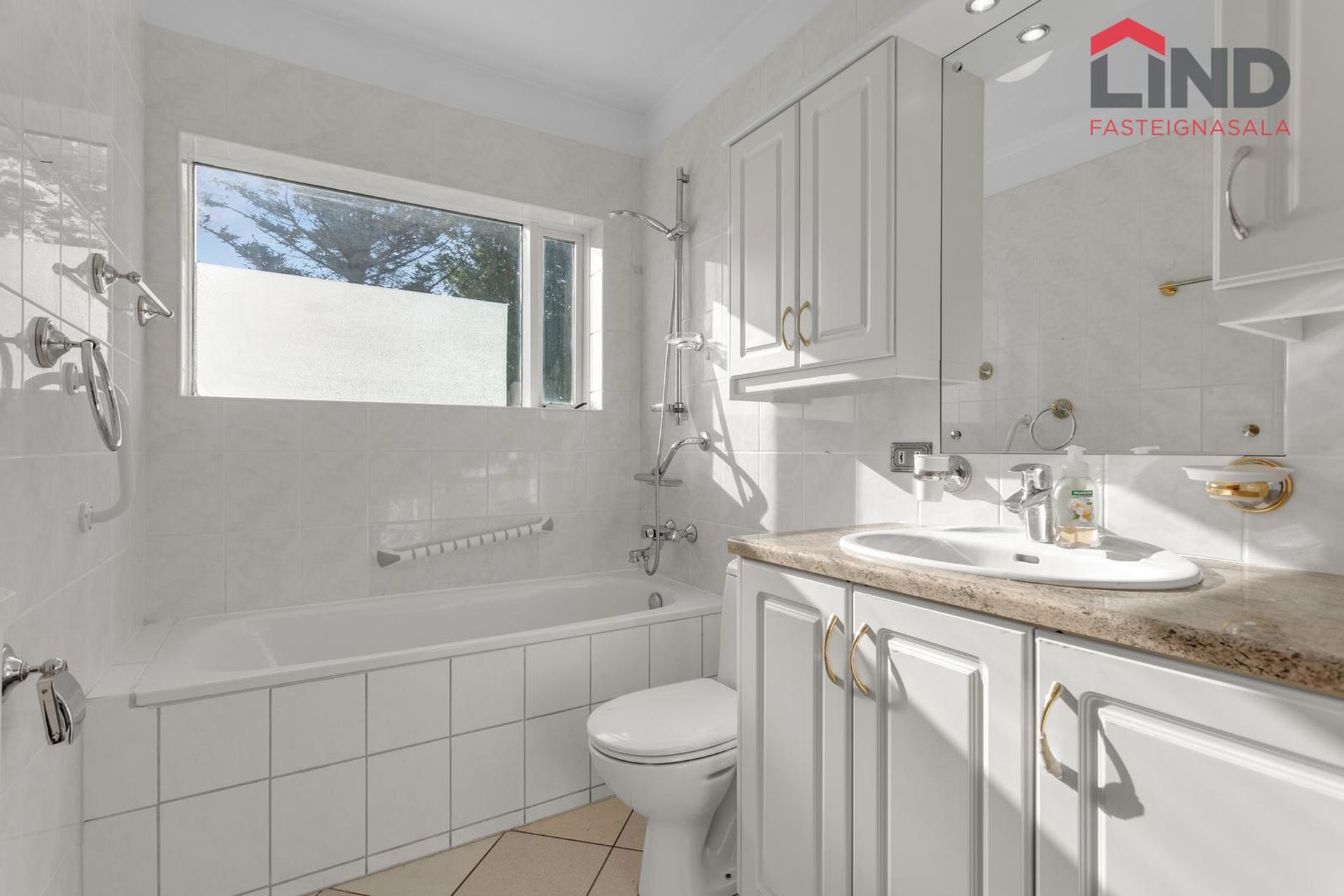 Búðagerði 5 - 0104, 108 Reykjavík