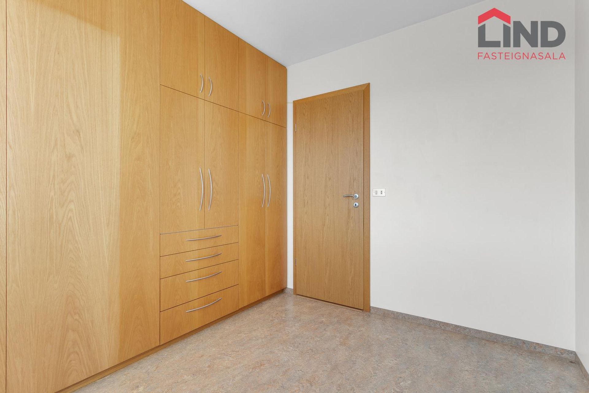 Búðagerði 5 - 0104, 108 Reykjavík