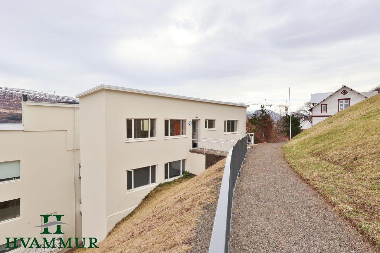 Hafnarstræti 81, 600 Akureyri