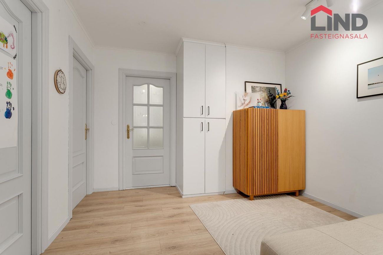 Lundarbrekka 4 - 0203, 200 Kópavogur