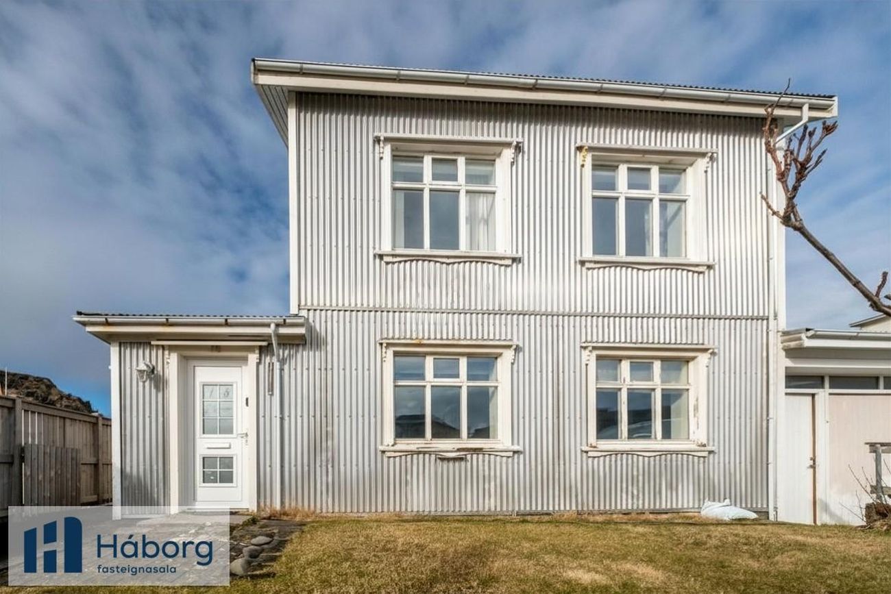 Miðstræti 18, 900 Vestmannaeyjabær