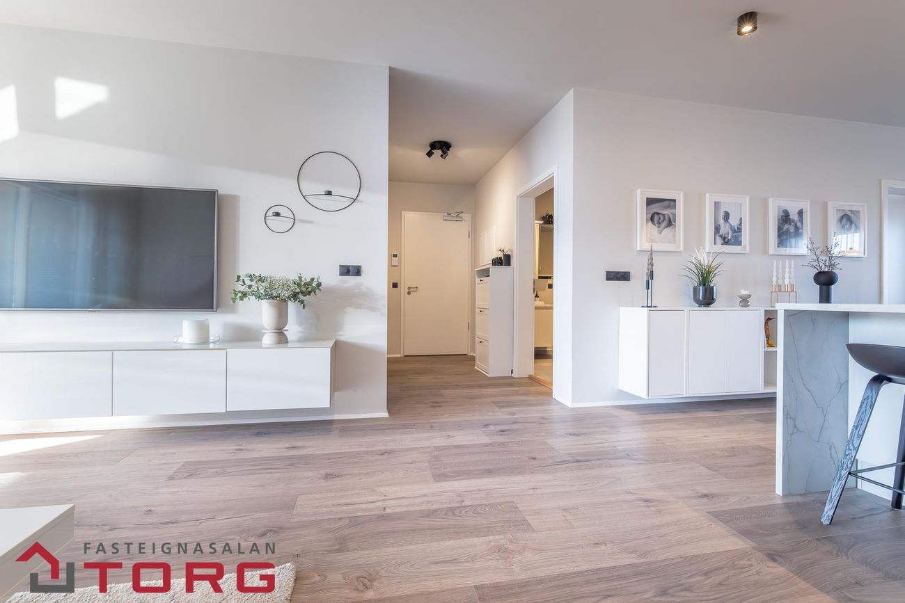 Urriðaholtsstræti 18 - 0402, 210 Garðabær