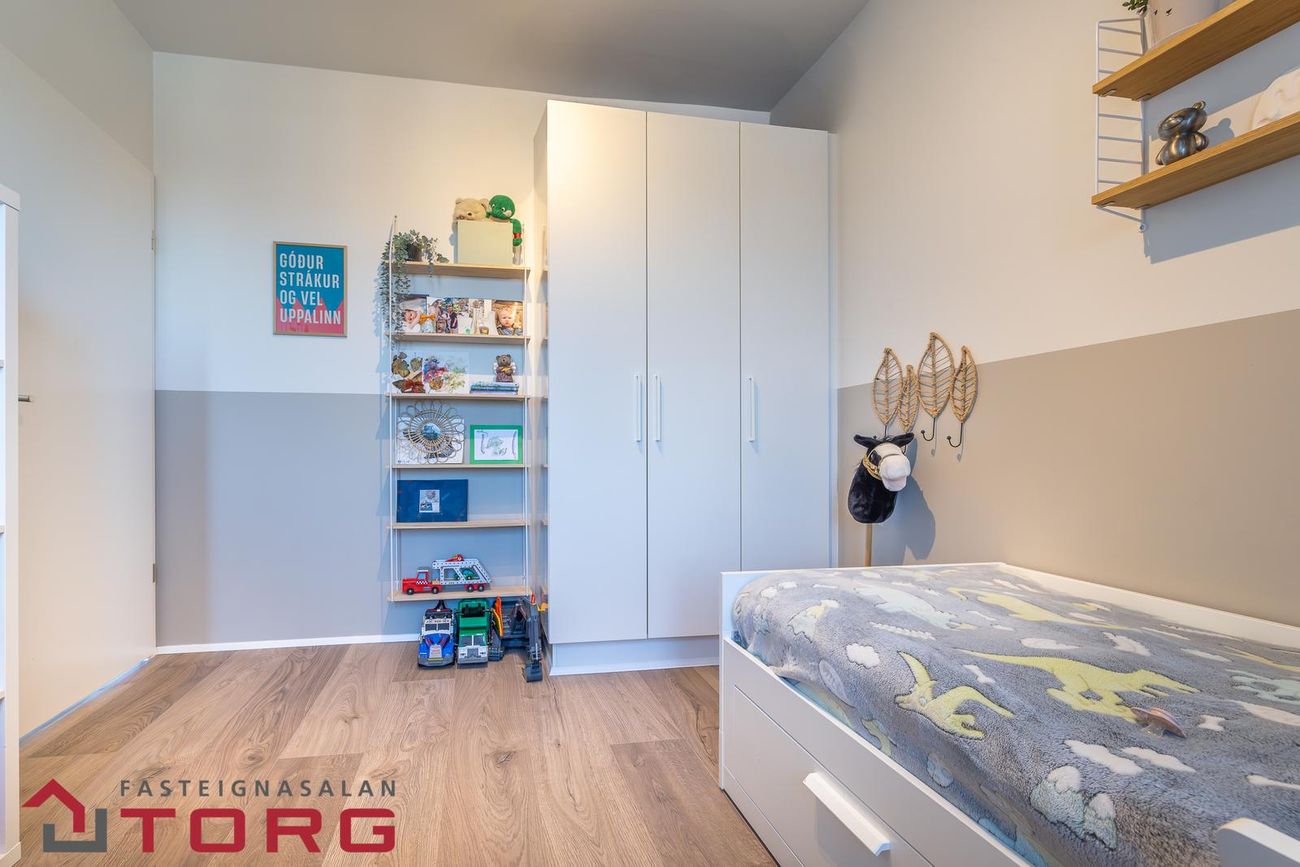 Urriðaholtsstræti 18 - 0402, 210 Garðabær