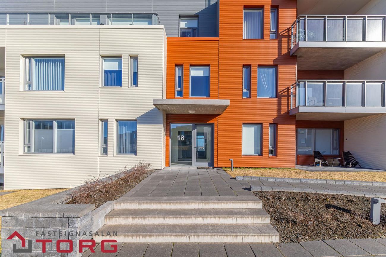 Urriðaholtsstræti 18 - 0402, 210 Garðabær