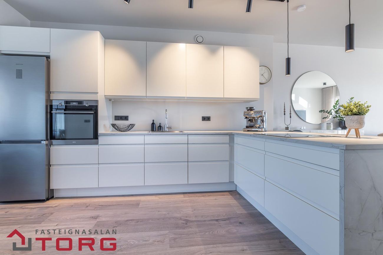 Urriðaholtsstræti 18 - 0402, 210 Garðabær