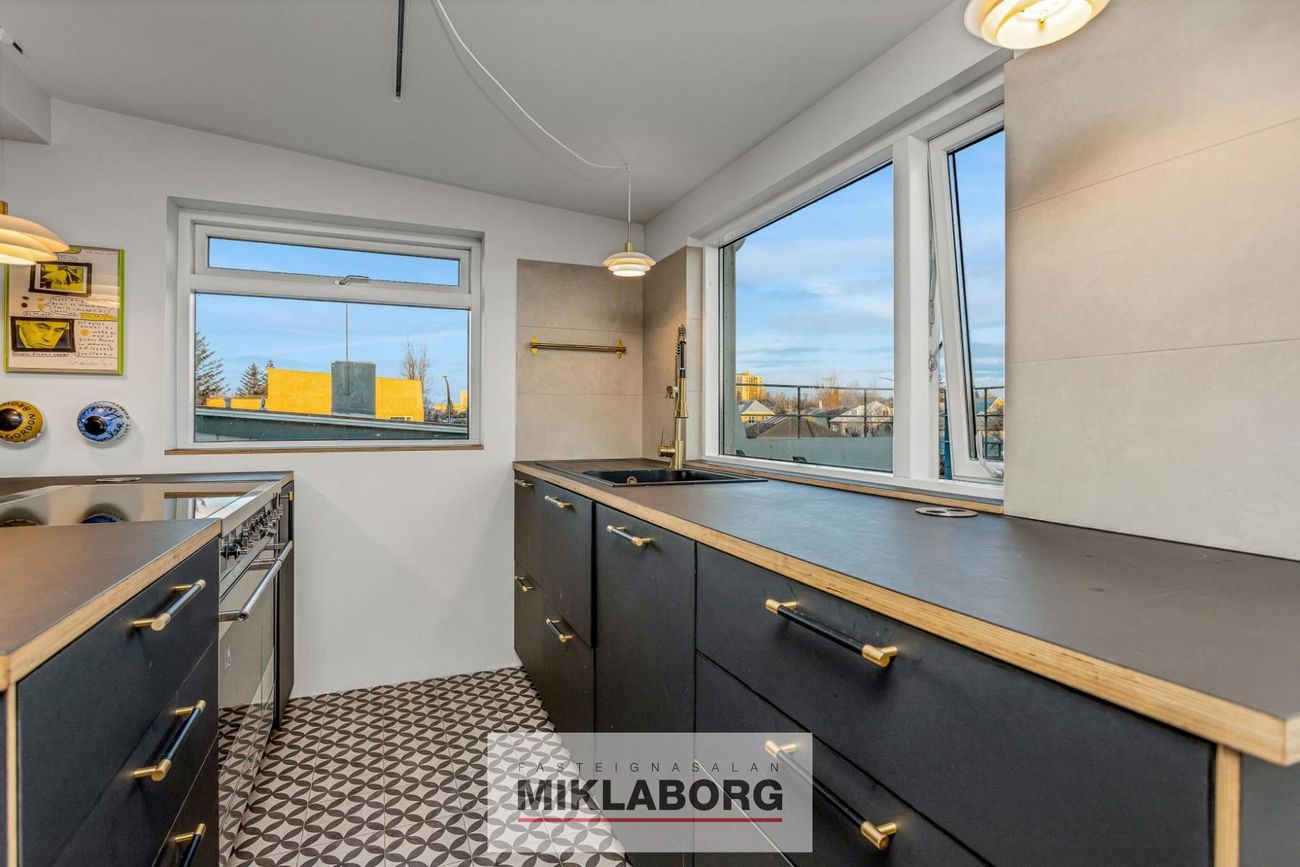 Gnoðarvogur 82 - 0301, 104 Reykjavík