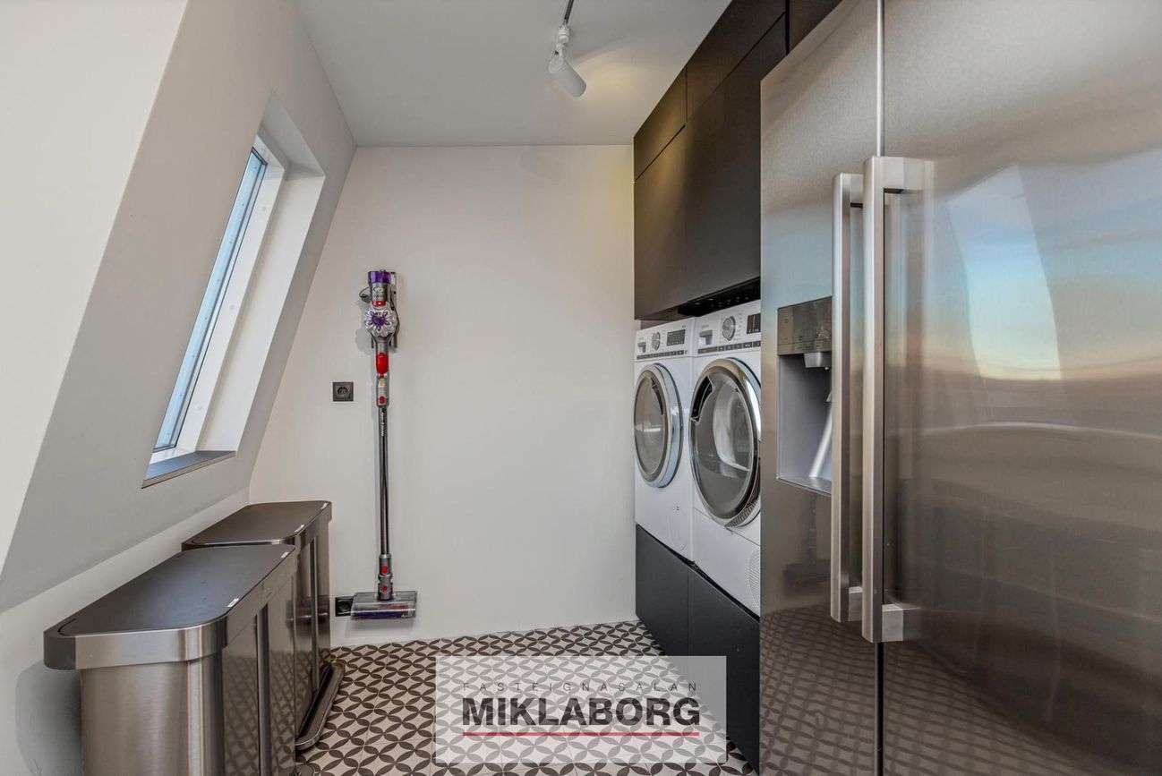 Gnoðarvogur 82 - 0301, 104 Reykjavík