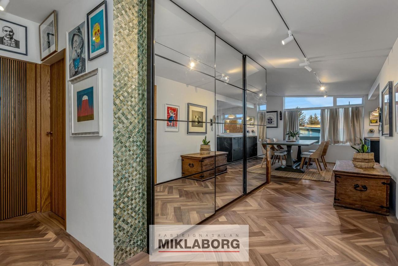 Gnoðarvogur 82 - 0301, 104 Reykjavík