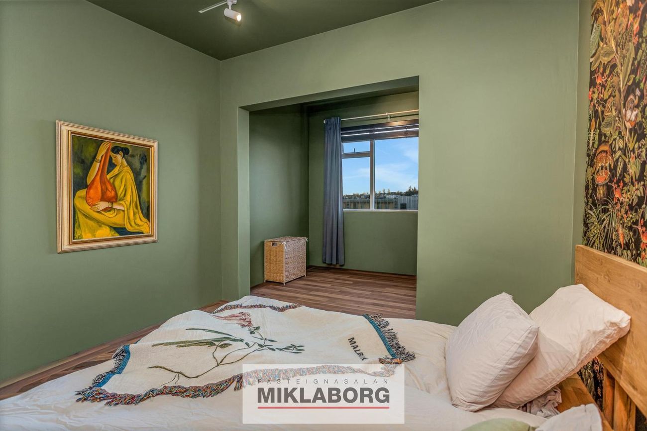 Gnoðarvogur 82 - 0301, 104 Reykjavík