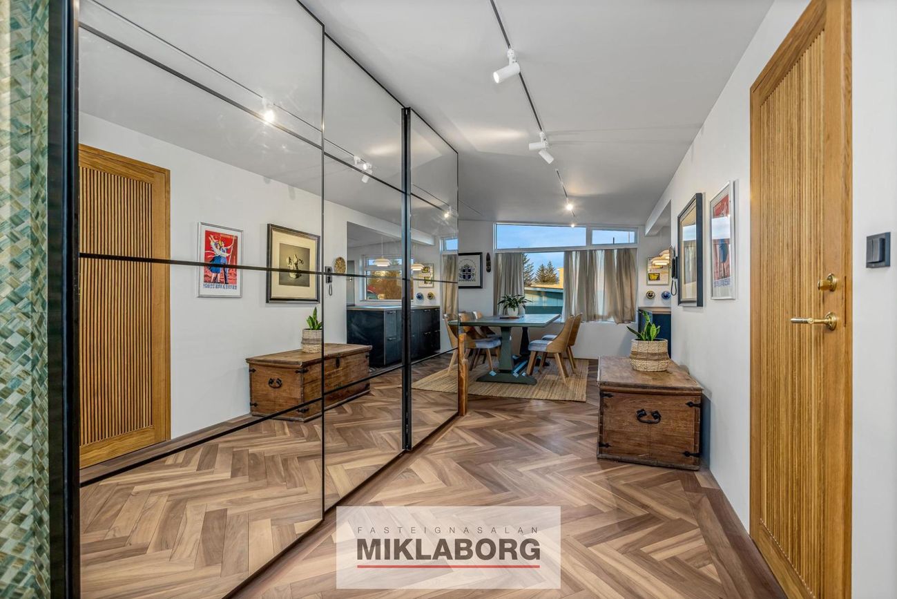 Gnoðarvogur 82 - 0301, 104 Reykjavík