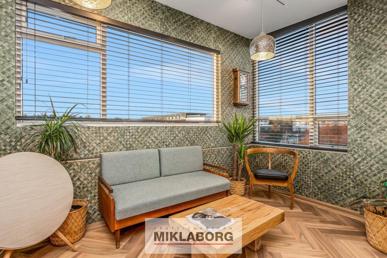 Gnoðarvogur 82 - 0301, 104 Reykjavík